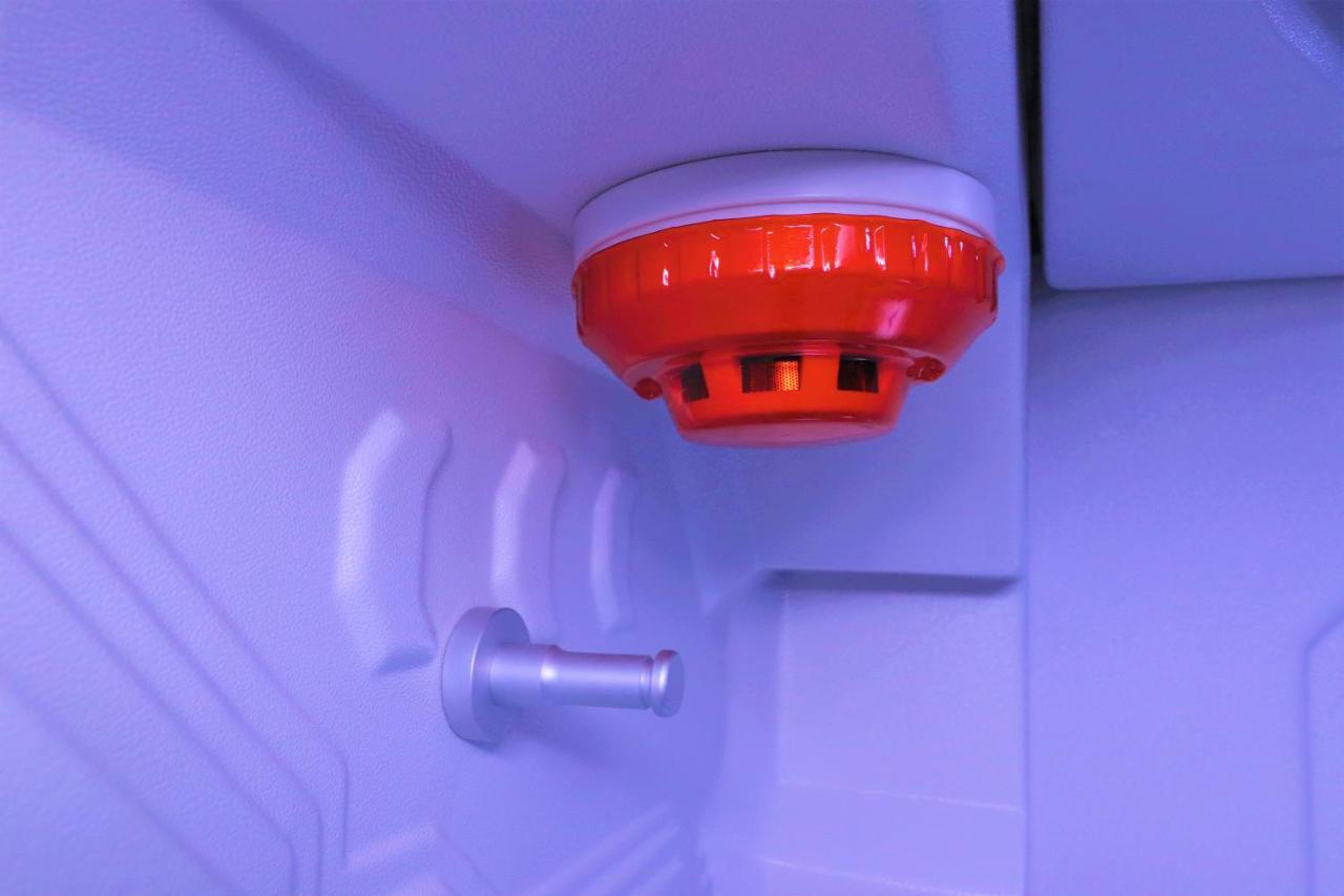 קואה Jc Space Capsule Hotel מראה חיצוני תמונה