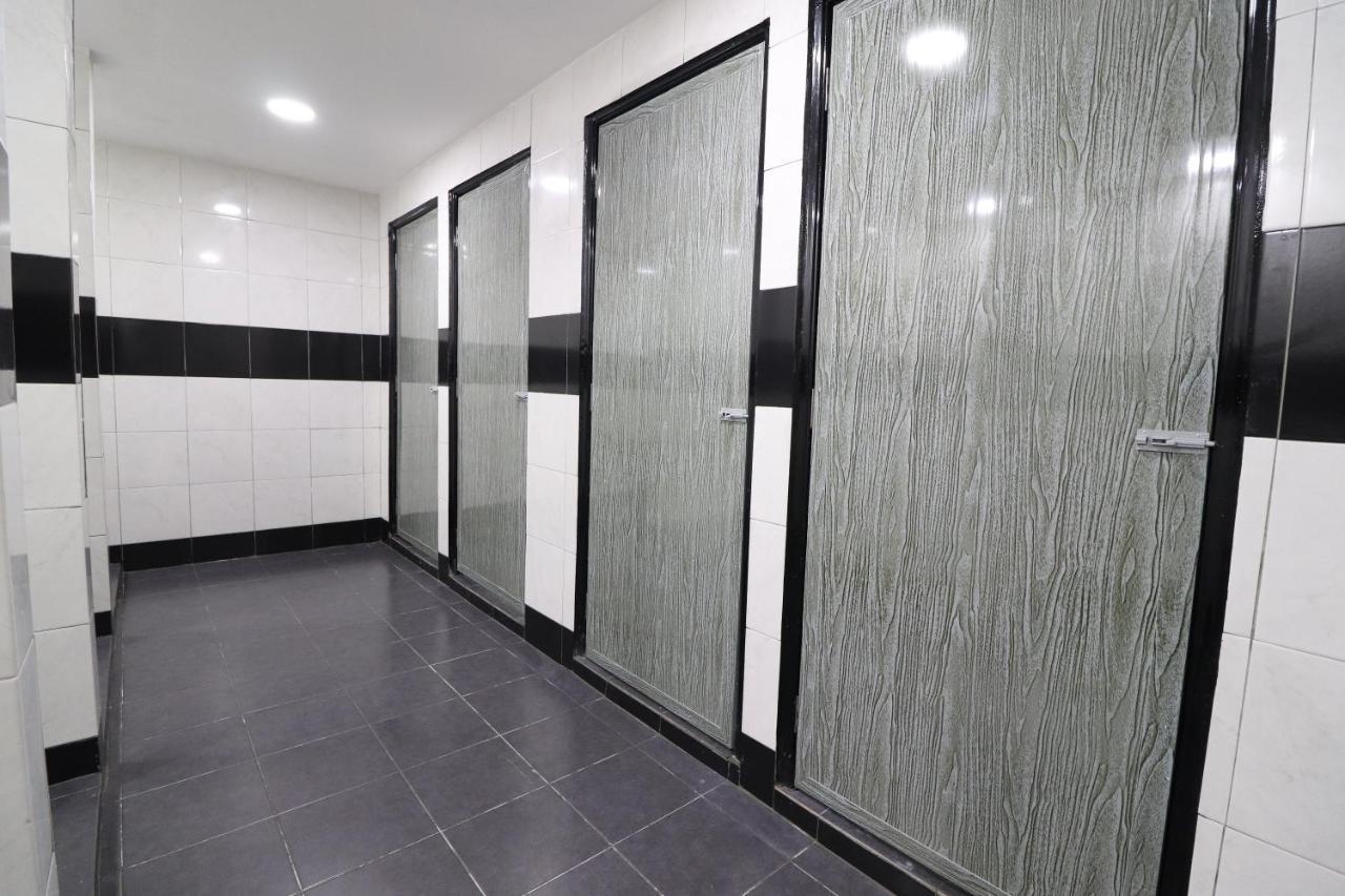 קואה Jc Space Capsule Hotel מראה חיצוני תמונה